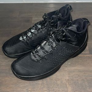 NIKE JORDAN Melo M11 Triple Black Men’s Size 13 Xlnt Cond